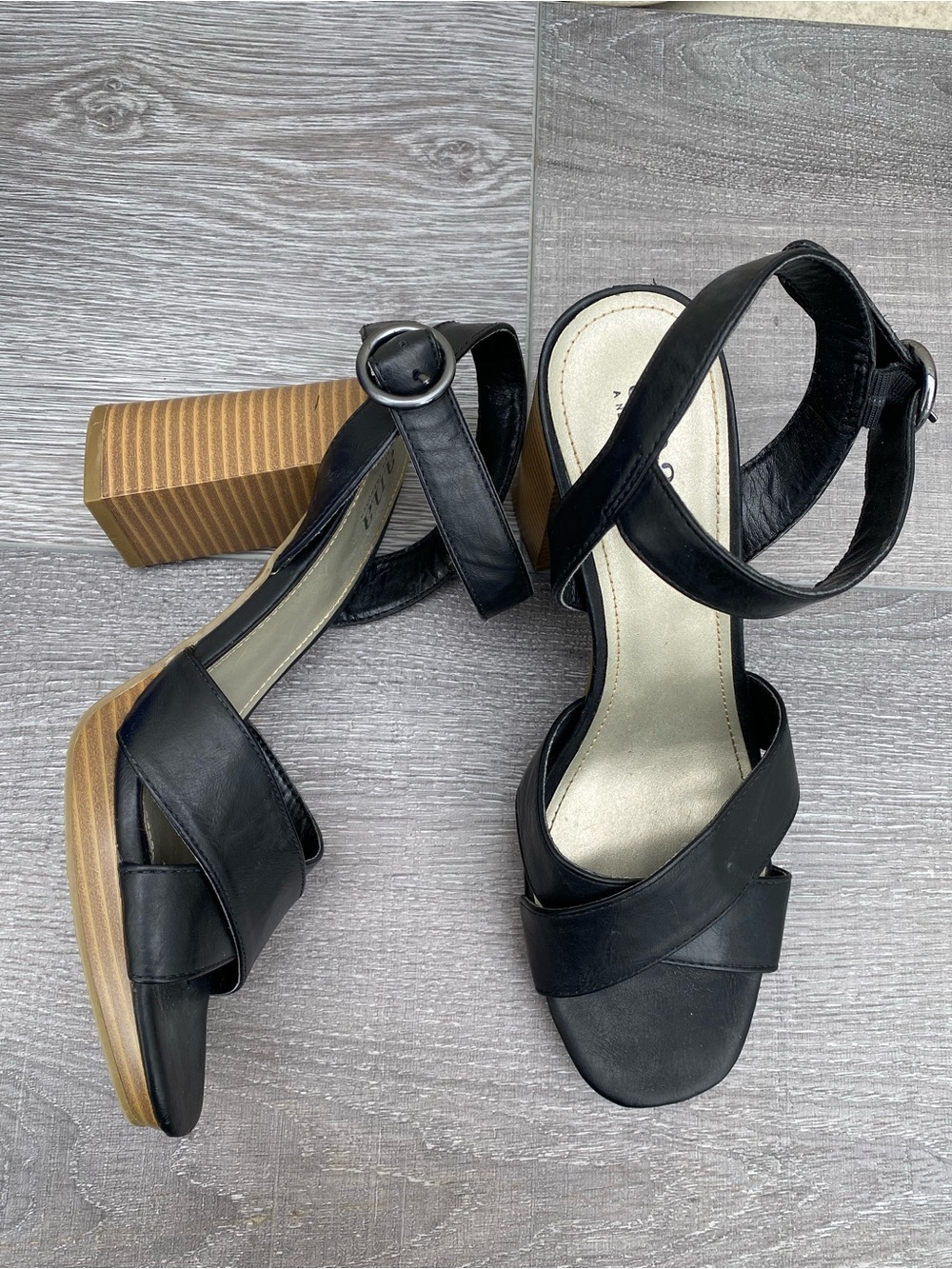 a.n.a Women’s Black Slingback Heels Size 7.5 - Picture 2 of 9